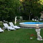 Bed & Breakfast Balaton Panzio Siófok