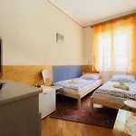 Balaton Panzio 3*