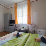 Balaton Panzio 3*