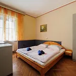 Bed & Breakfast Balaton Panzio 3*