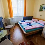 Bed & Breakfast Balaton Panzio 3*