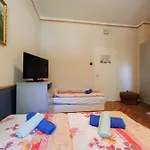 Balaton Panzio Bed & Breakfast