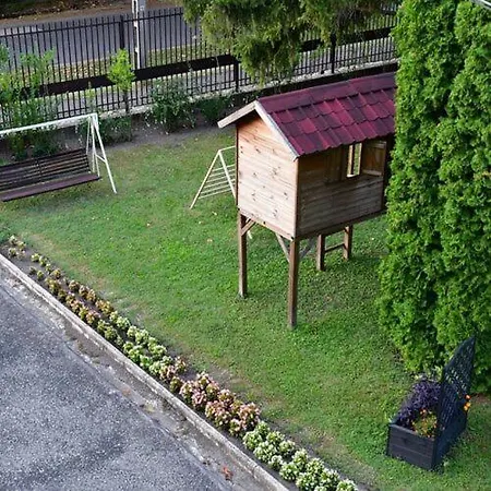Bed & Breakfast Balaton Panzió 3*