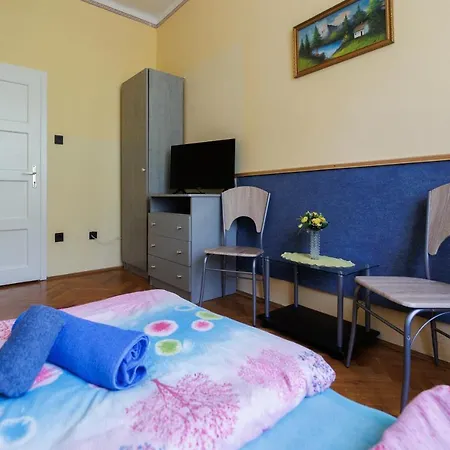 Balaton Panzio שיופוק