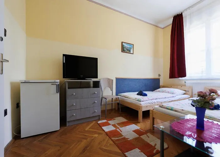 Balaton Panzio 3* シオーフォク