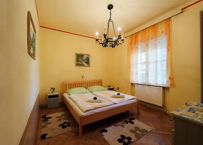 Balaton Panzió 3* Siófok